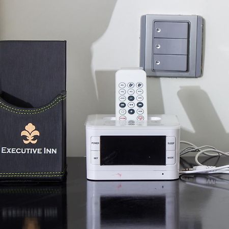 Executive Inn Dhaka Buitenkant foto